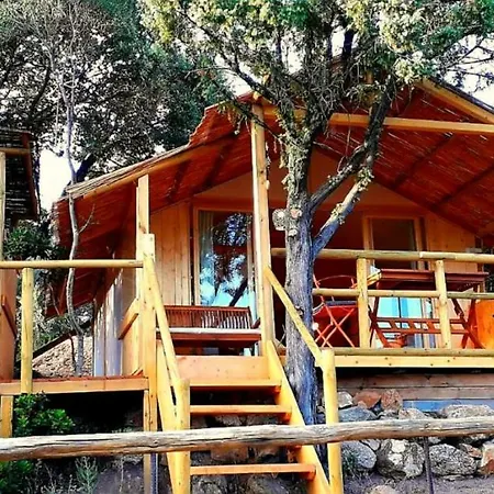 אתר קמפינג Stazzu La Capretta Farm & Guest 3*